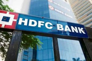 HDFC Bank Aims to Ad 5 Lakh Credit Cards per Month, Regain Market Share in 3-4 Quarters